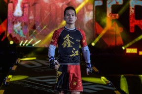 满冠体育手机版-瓦赫卡诺披甲上阵，连续三场失利仍难得胜利