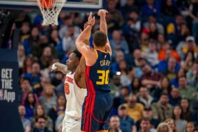 满冠体育安卓下载-勇士外线火力全开，三分球命中率飙升的简单介绍