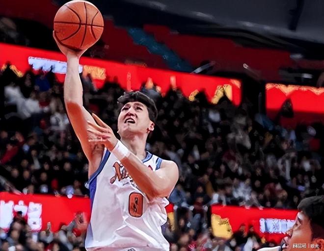 球队损失关键球员,备战挑战显得困难(球队损失关键球员,备战挑战显得困难吗) 球队损失关键球员,备战挑战显得困难(球队损失关键球员,备战挑战显得困难吗)